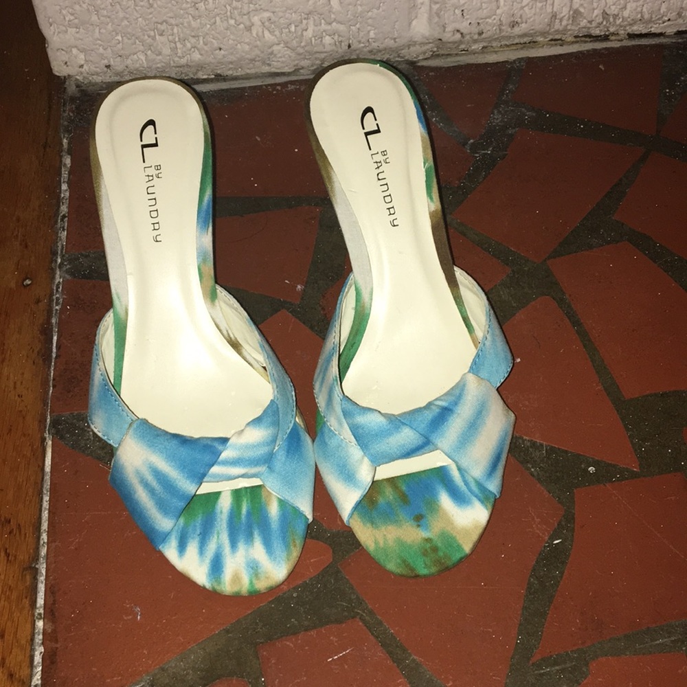 Blue green patterned kitten heels